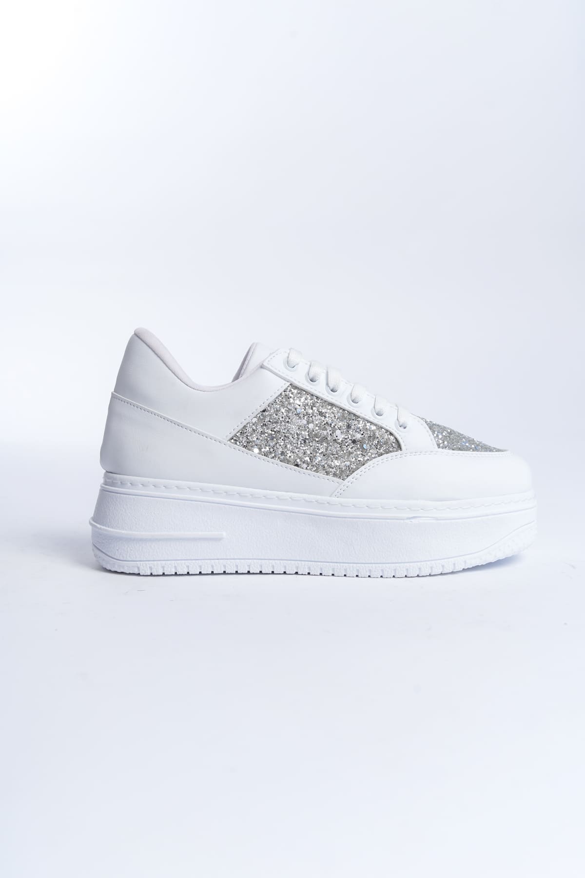 MIPA Beyaz Simli Bağcıklı Ortopedik Taban Kadın Sneaker