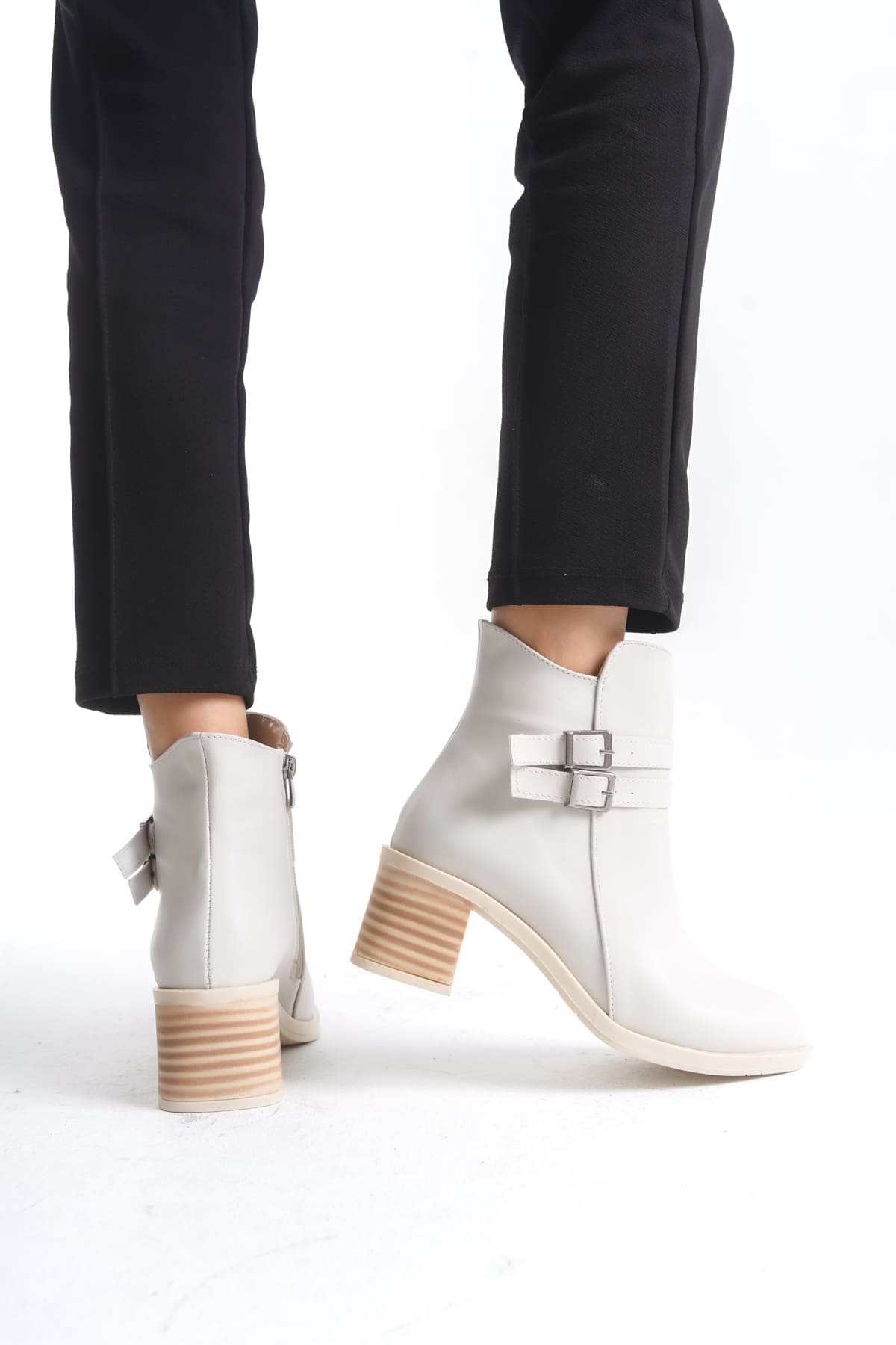 NOEMI Tokalı Fermuarlı Ortopedik Taban Topuklu Kadın Bot  CKT - Krem - 37 Resim 3