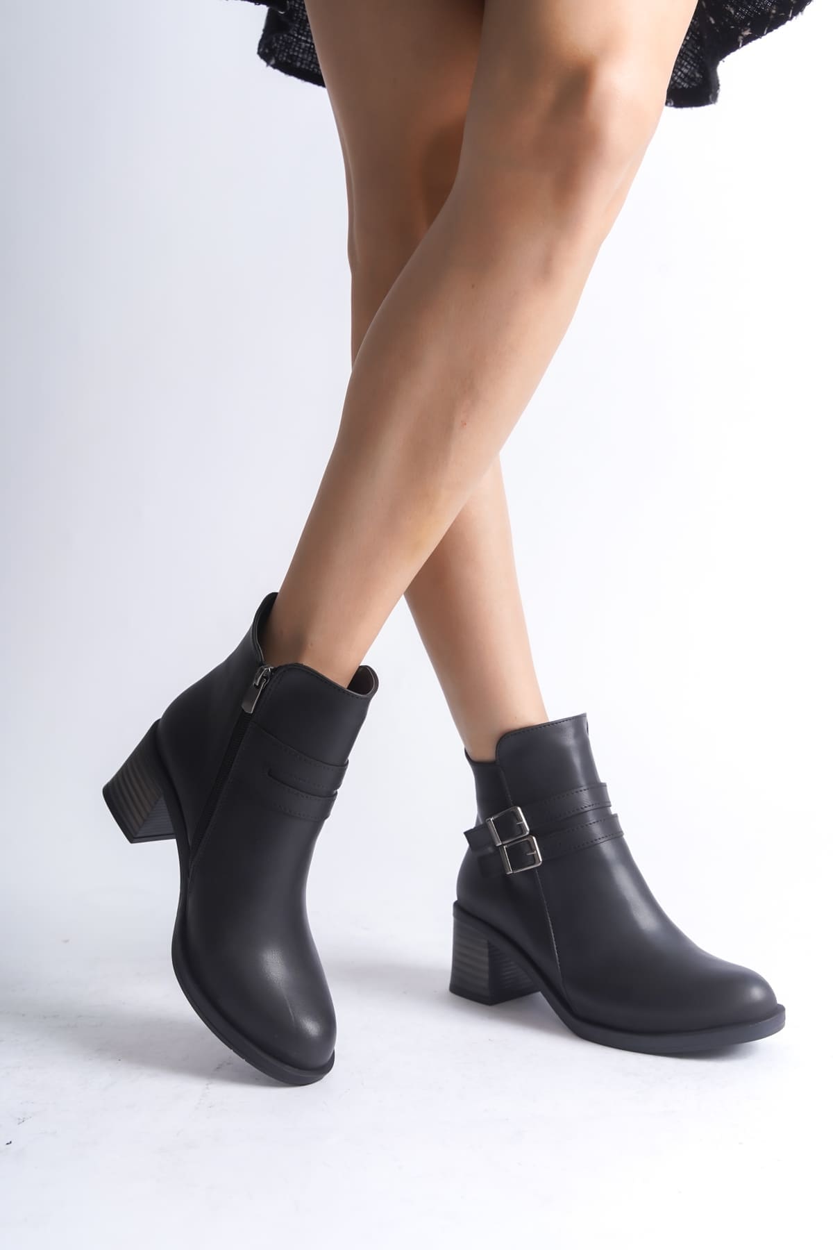 NOEMI Tokalı Fermuarlı Ortopedik Taban Topuklu Kadın Bot  CST - Siyah - 39 Resim 3