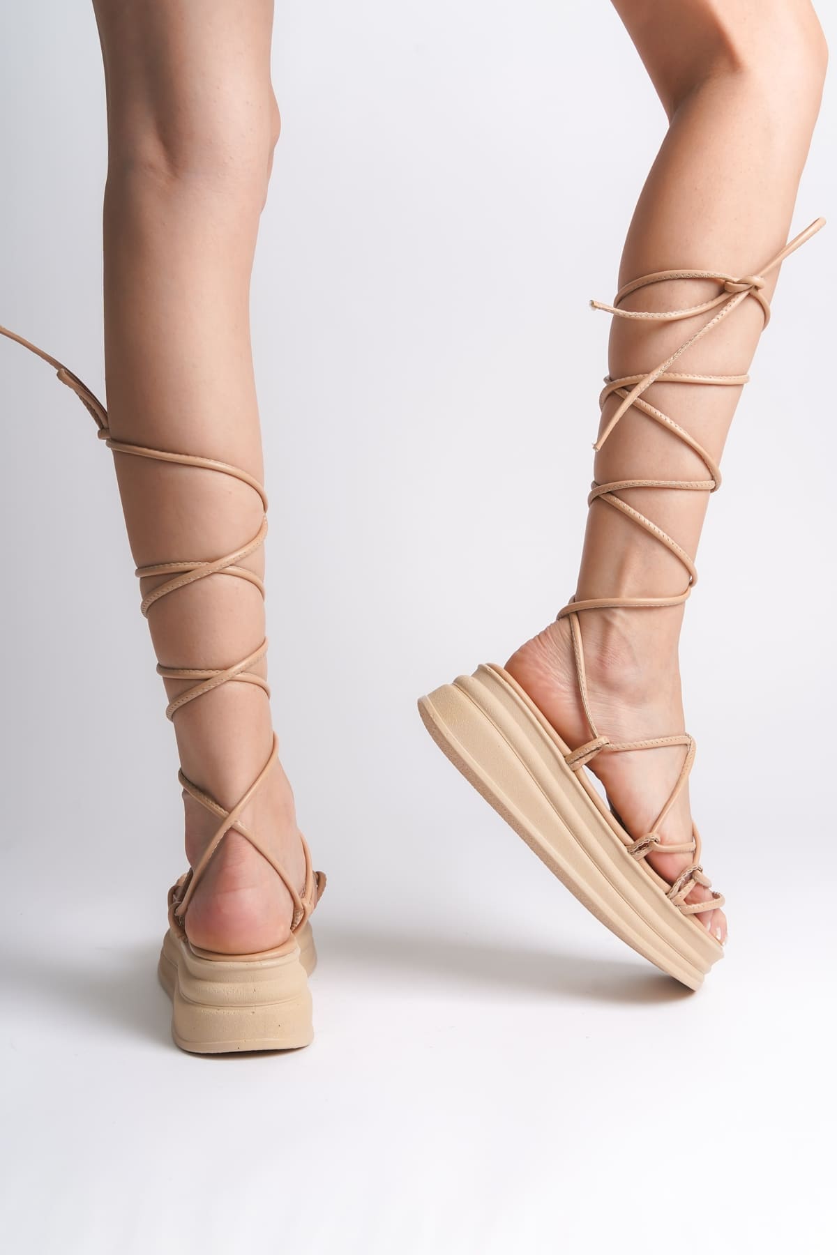 SAMANTHA Bilekten Bağlamalı Ortopedik Taban Kadın Terlik  CTT - Ten - 39 Resim 3