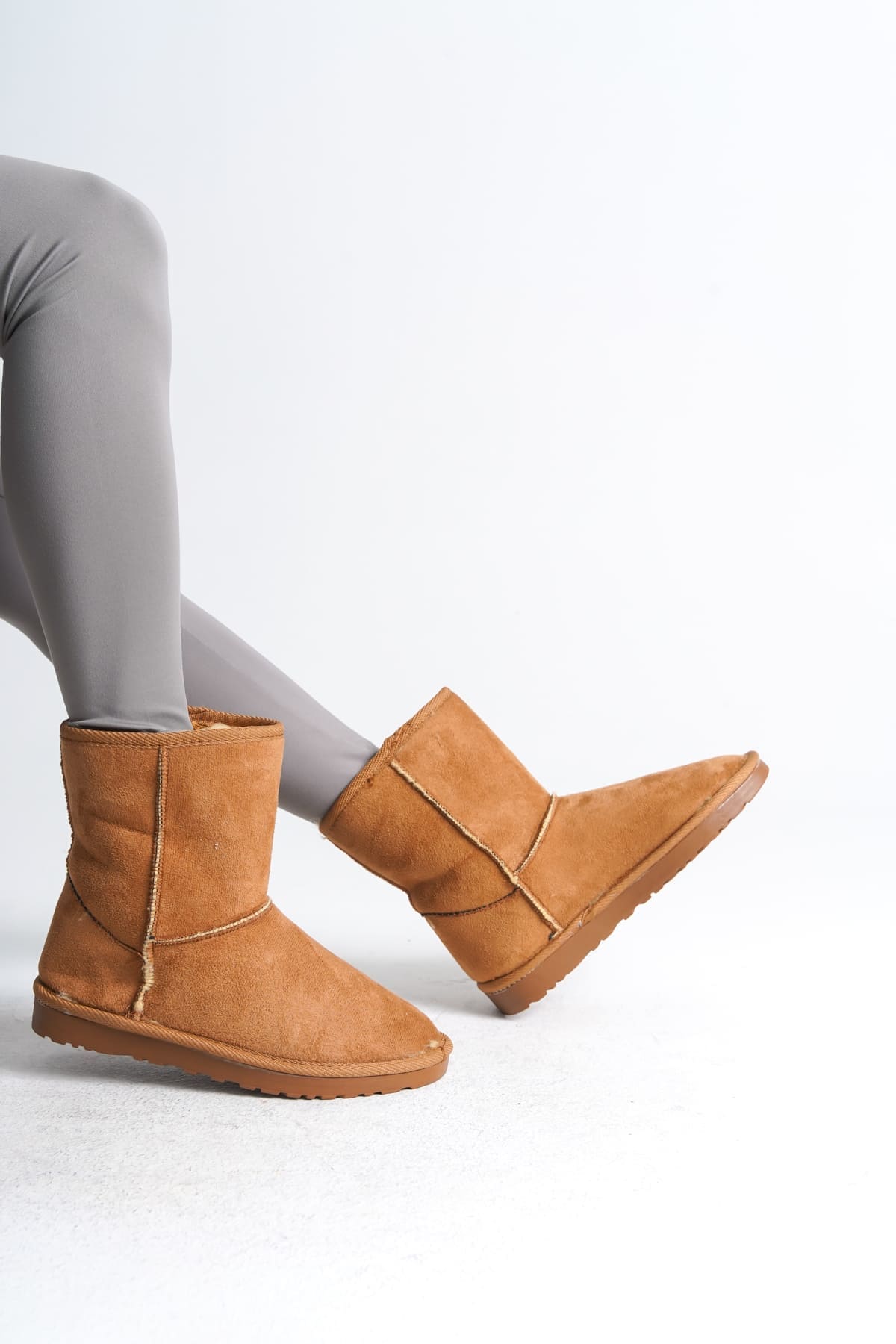 SELINA Bağcıksız Düz Taban İçi Kürklü Süet Kadın Bot STT - Taba - 36 Resim 2