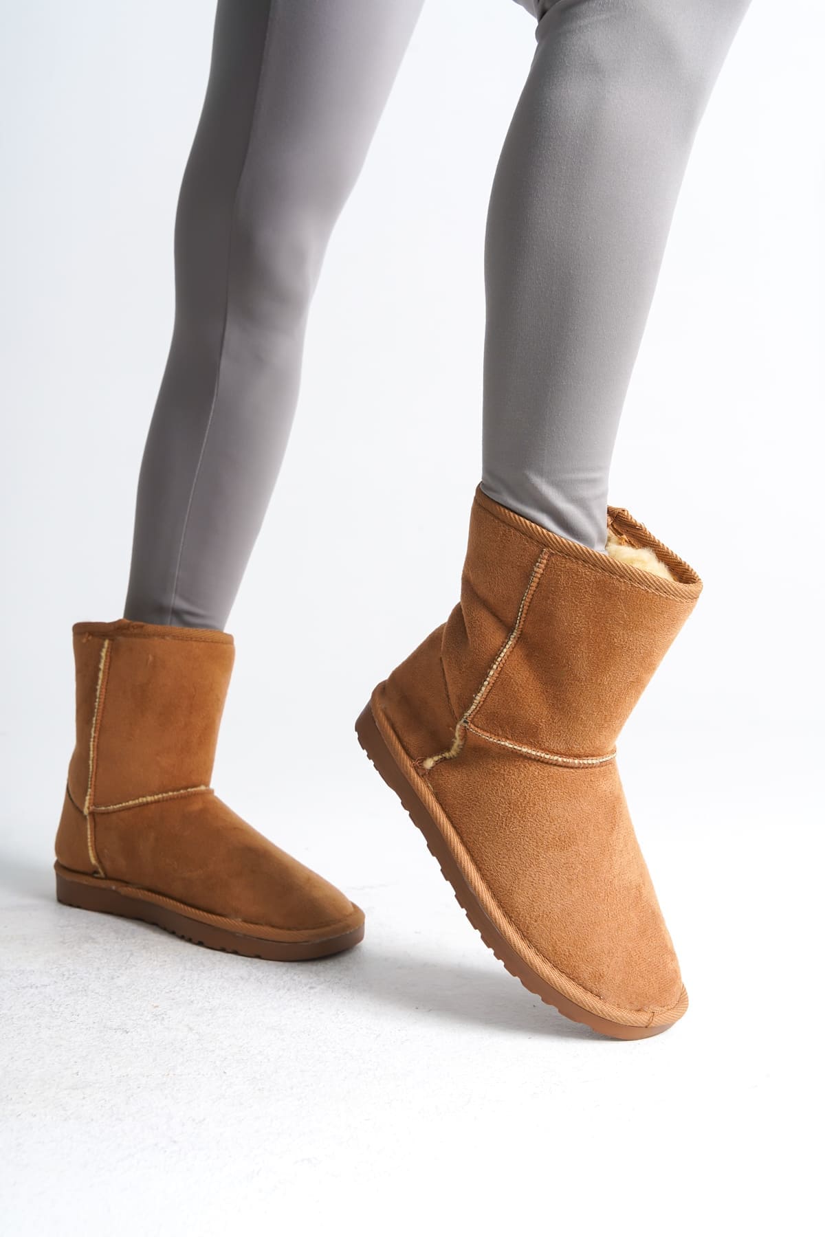 SELINA Bağcıksız Düz Taban İçi Kürklü Süet Kadın Bot STT - Taba - 36 Resim 4