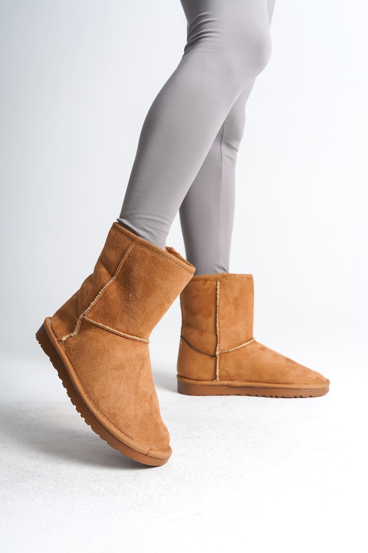 SELINA Bağcıksız Düz Taban İçi Kürklü Süet Kadın Bot  STT - Taba - 38