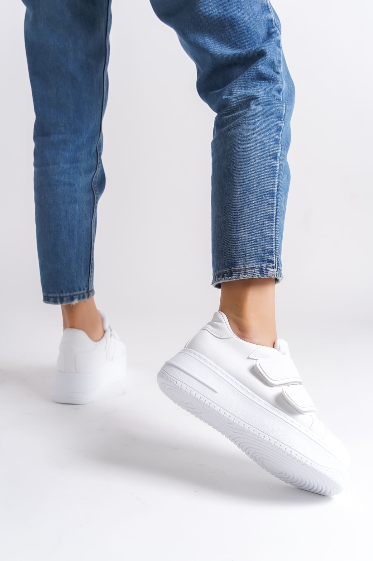 VALENCIA Bağcıksız Ortopedik Beyaz Kadın Sneaker Ayakkabı