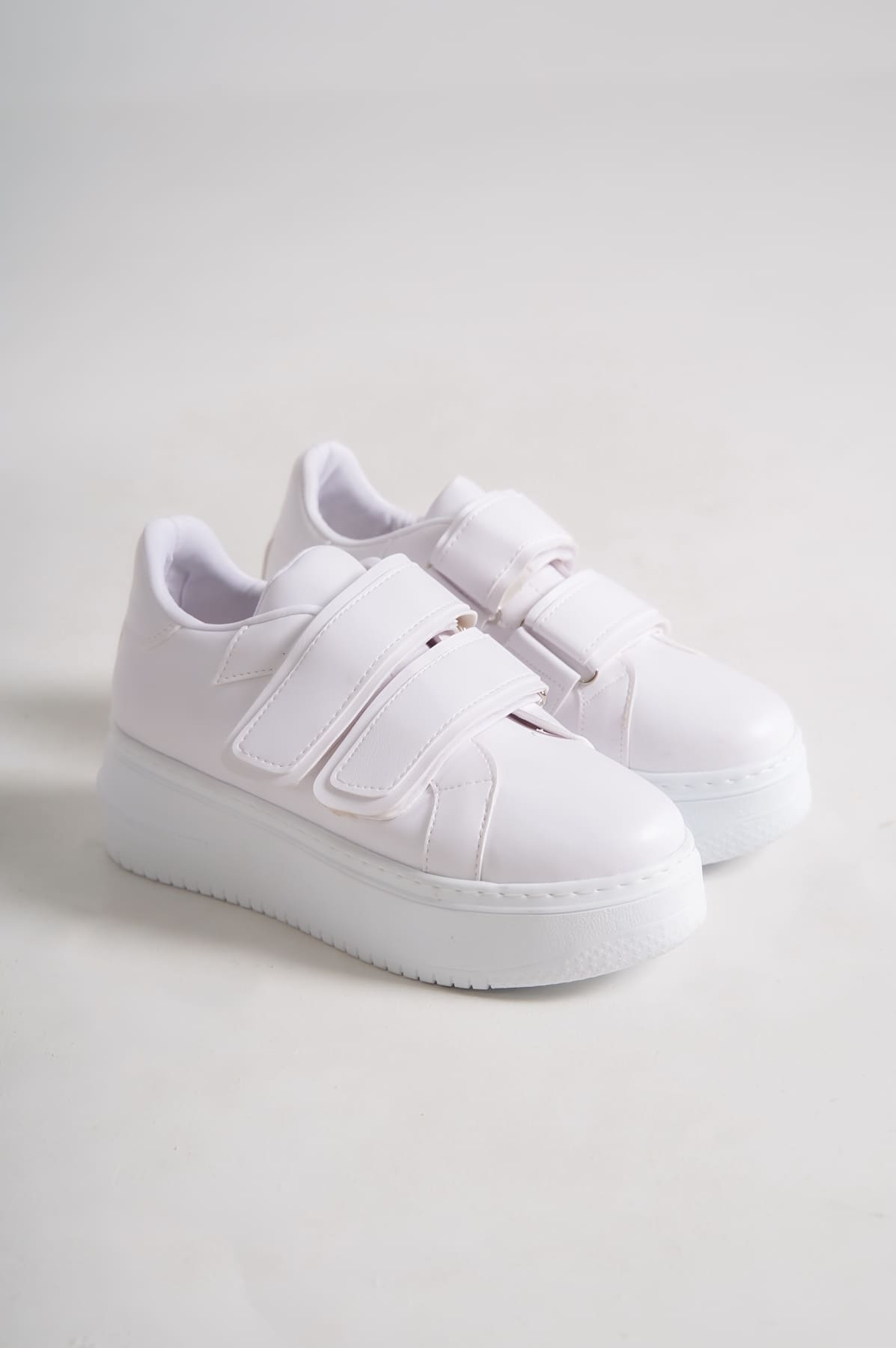 VALENCIA Bağcıksız Ortopedik Beyaz Kadın Sneaker Ayakkabı