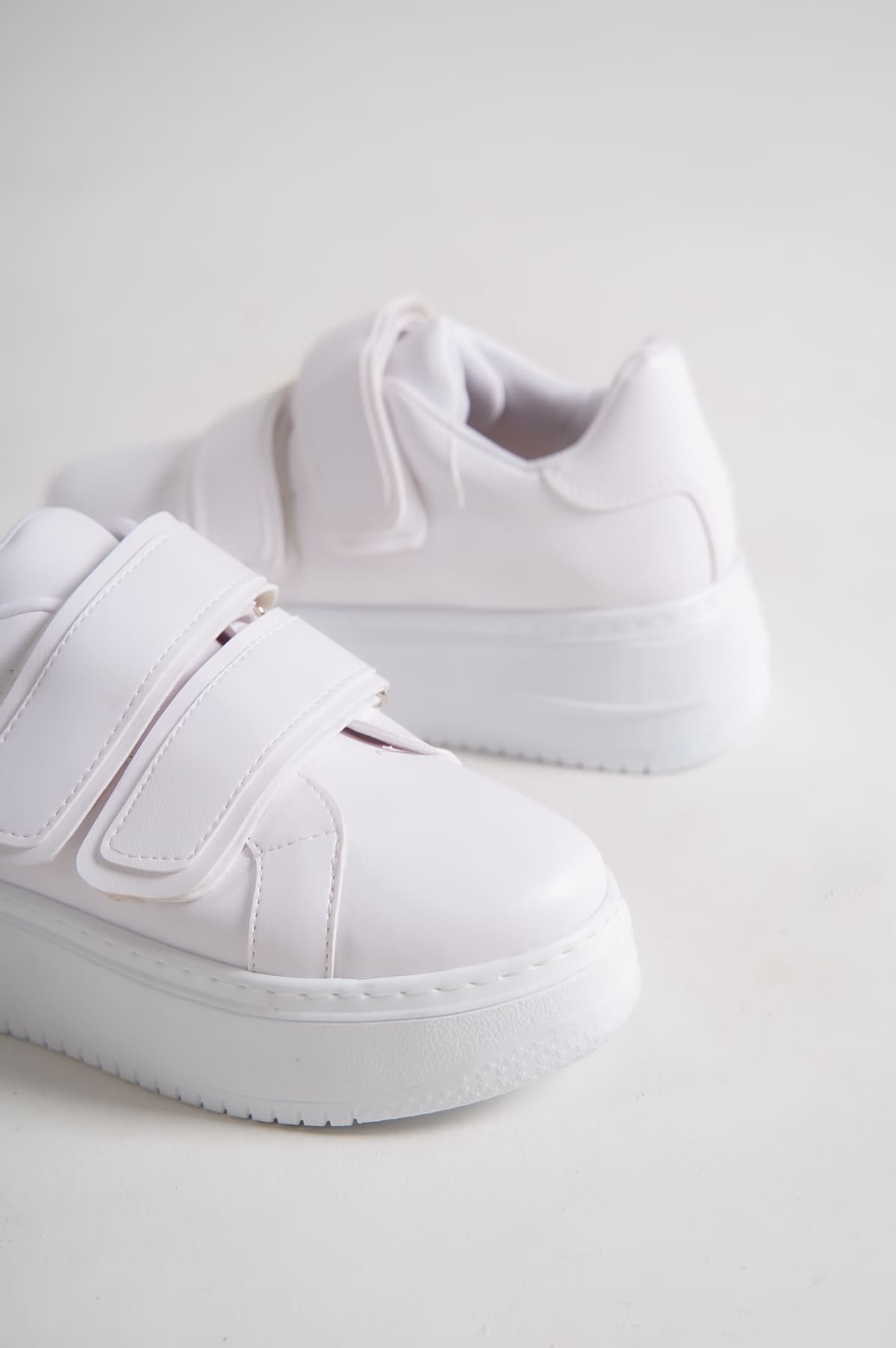 VALENCIA Bağcıksız Ortopedik Beyaz Kadın Sneaker Ayakkabı