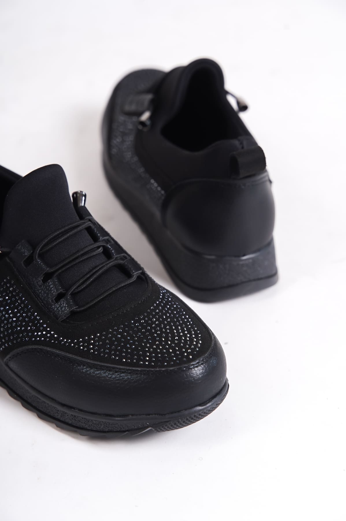 VIOLET Bağcıklı Lastikli Ortopedik Rahat Taban Taş Detaylı Klasik Kadın Babet Anne Ayakkabısı  CST - Siyah - 38 Resim 5