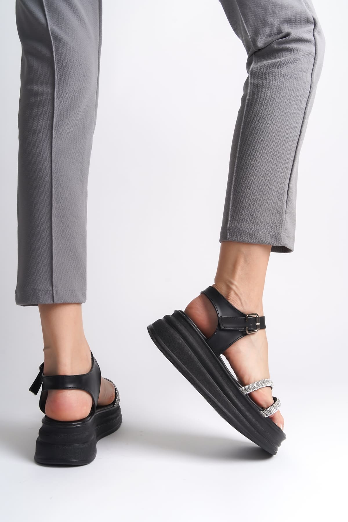 ZLOHE Kalın Tokalı Taşlı Şeritli Ortopedik Taban Kadın Sandalet CST - Siyah - 40 Resim 3